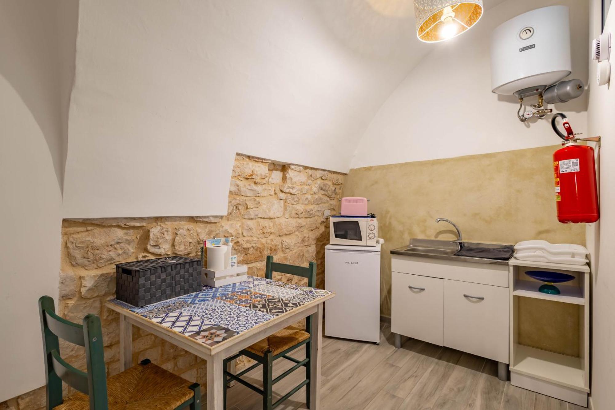 Antiche Mura Apartments"Nido Di Puglia" Monovano Turi Dış mekan fotoğraf