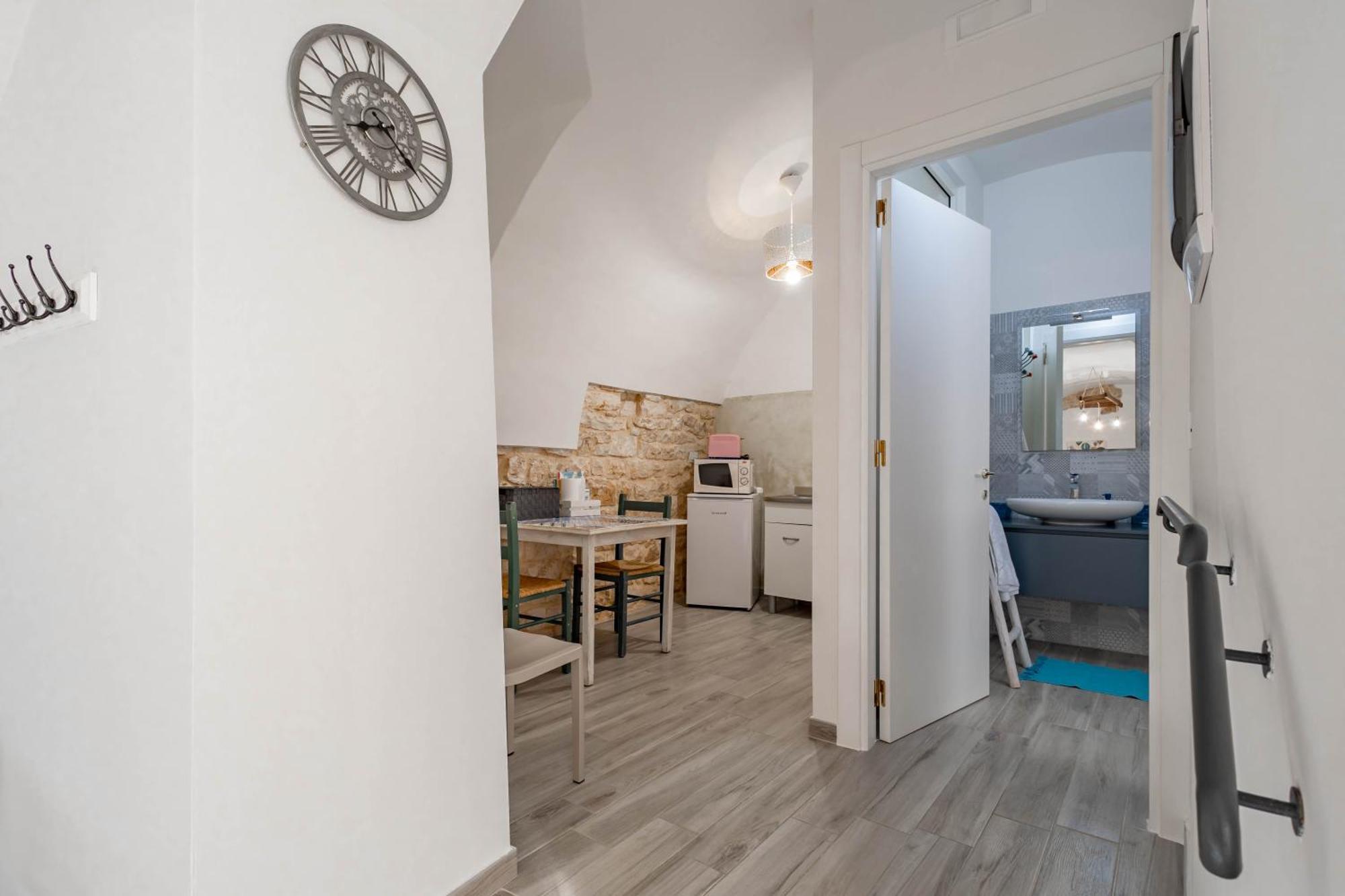 Antiche Mura Apartments"Nido Di Puglia" Monovano Turi Dış mekan fotoğraf